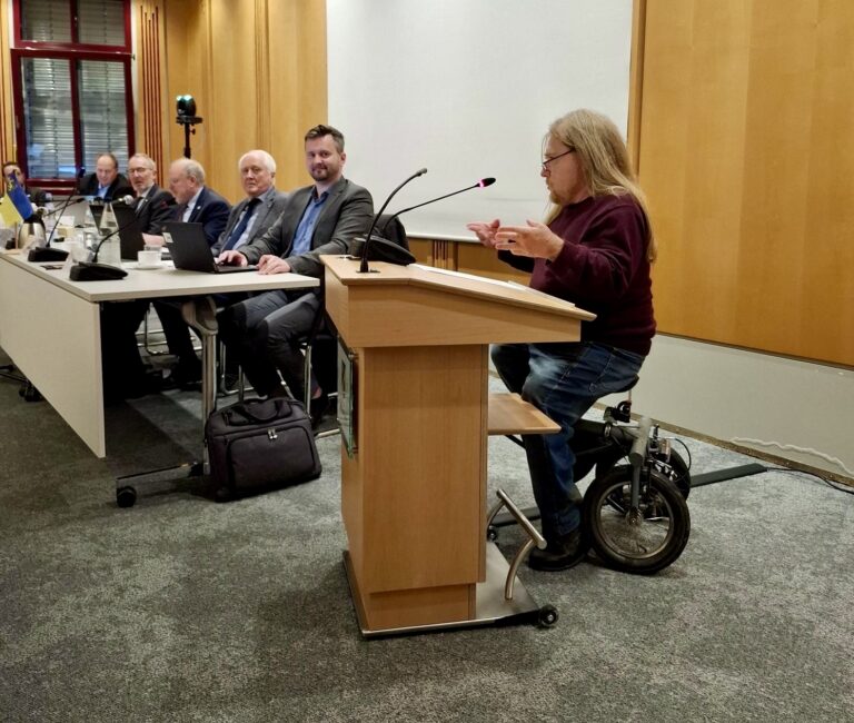 Christians Rede zur „Schule für Alle“ als Möglichkeit zur Lösung des Platzmangel-Problems an der Peter-Härtling-Schule